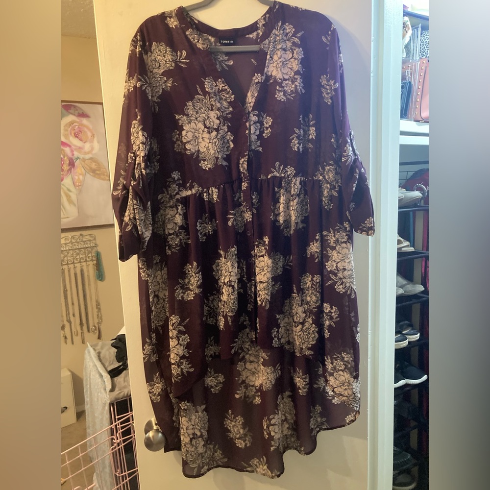 Torrid Purple Floral Hi-Low Sheer Tunic Top - Size 2x